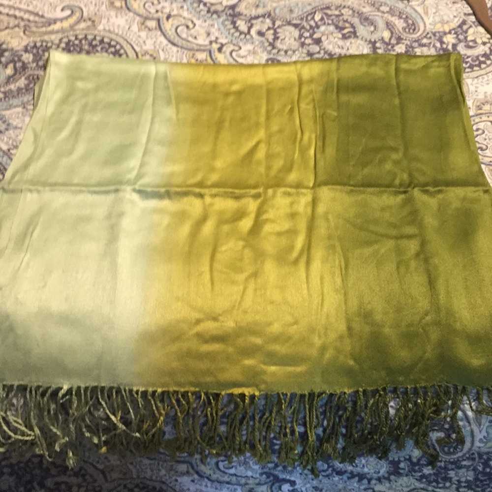 Scarf - Picture 2 of 2
